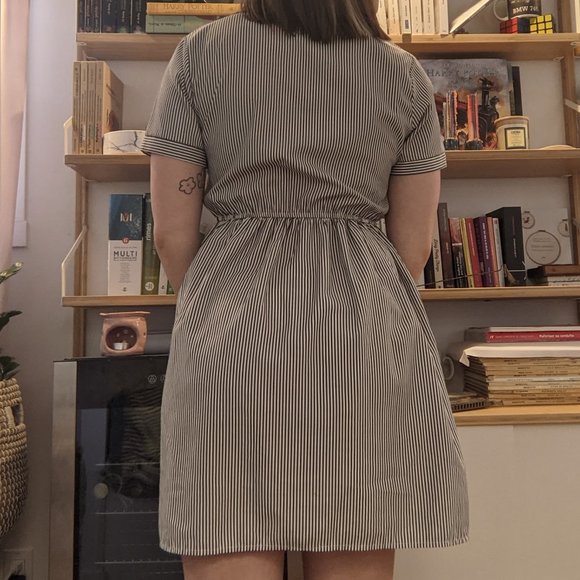 Handmade dress - stripes and embroidered flowers - Picture 3 of 3